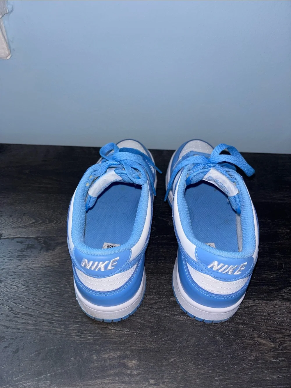 Nike UNC dunks  GS size 5Y Lightly worn , NO BOX